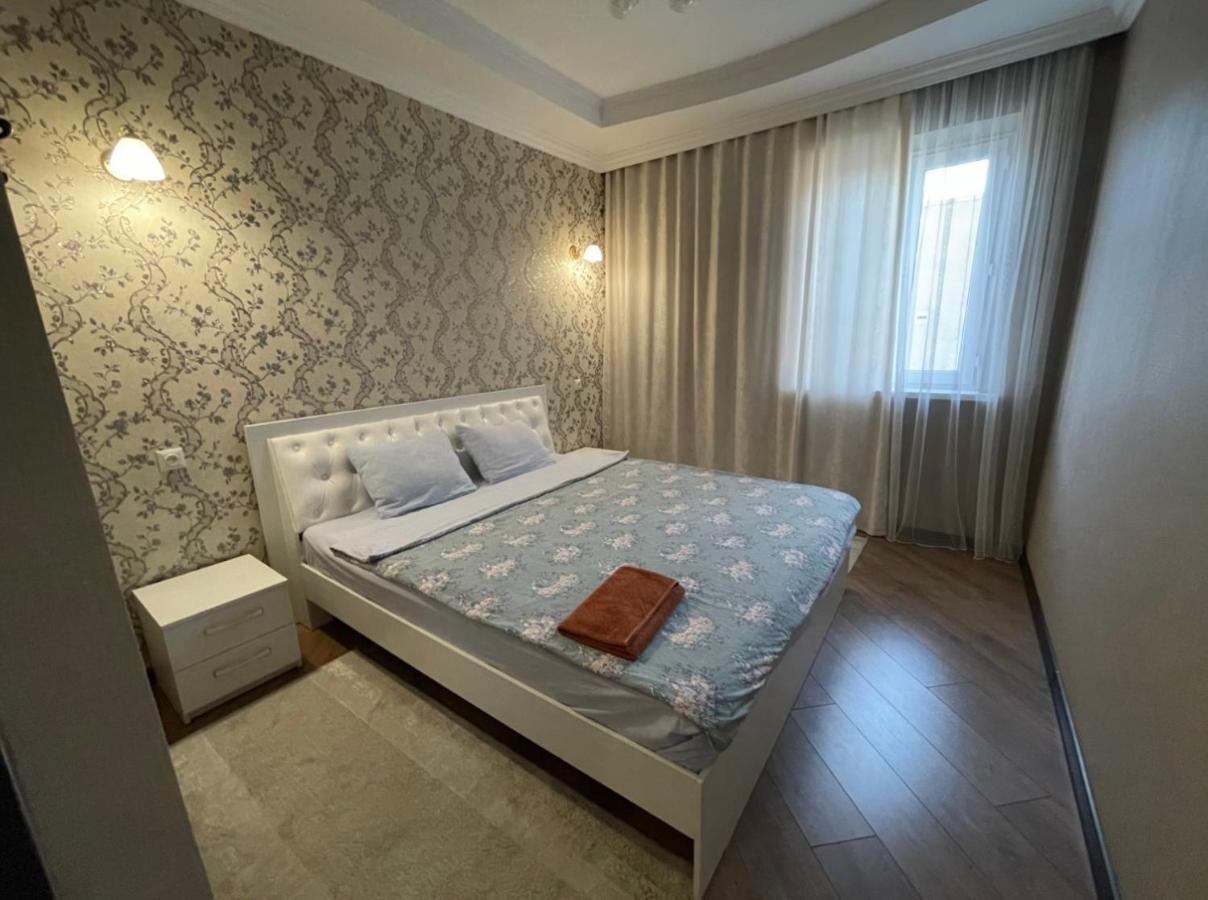 Роща 7 Hotel Bișkek Exterior foto